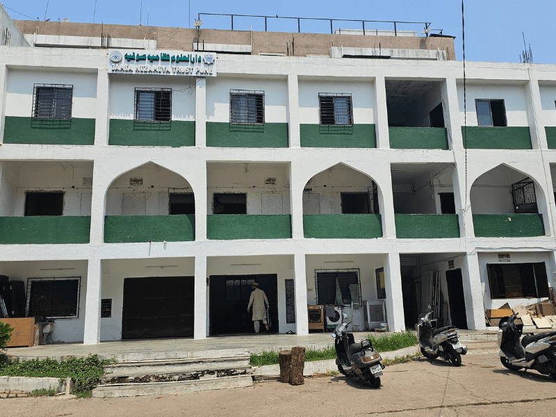 Jamia Nizamia Sufia Pune